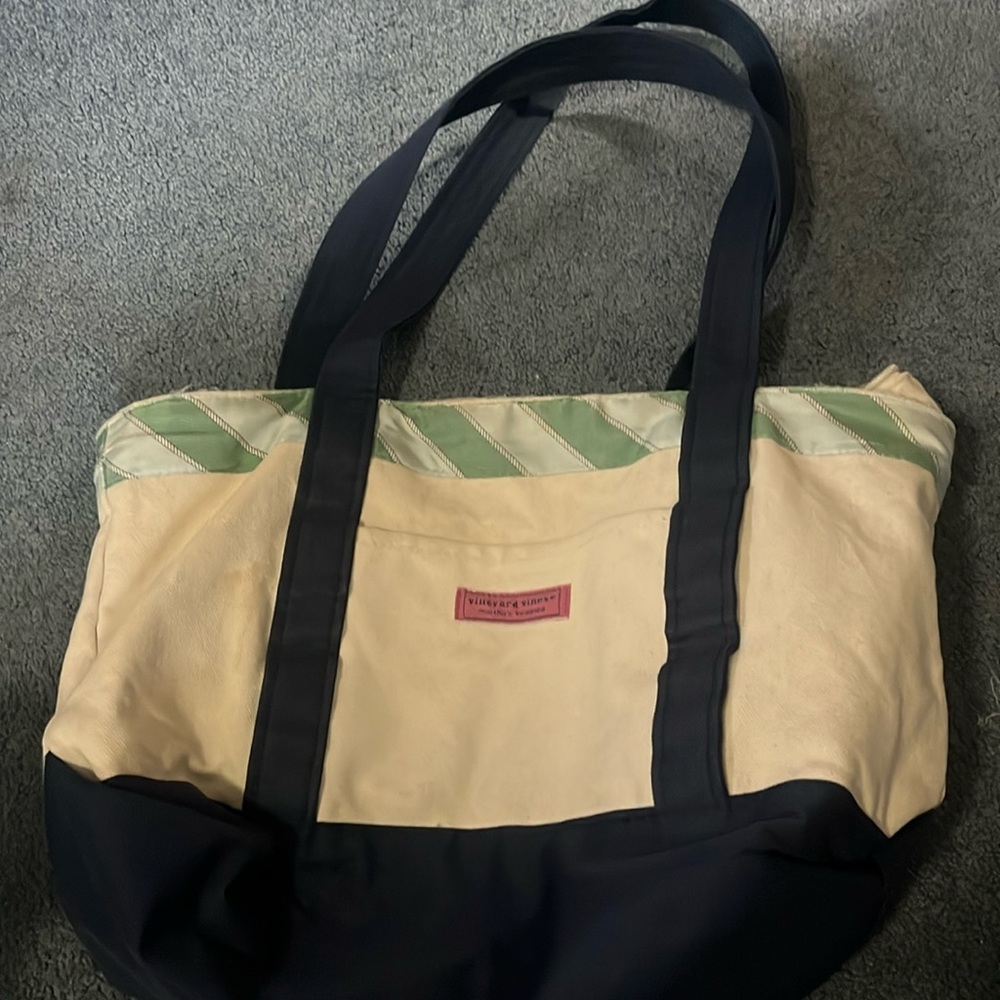 vineyard vines bag